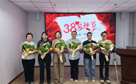 標題：“三八”綻放芳華  共赴春日之約
瀏覽次數：961
發(fā)表時(shí)間：2025-03-07